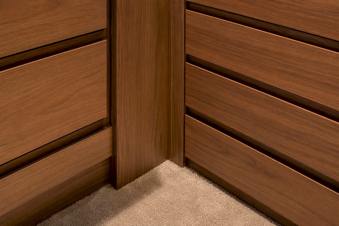 Grain-matched veneer corner joint in bespoke wardrobe