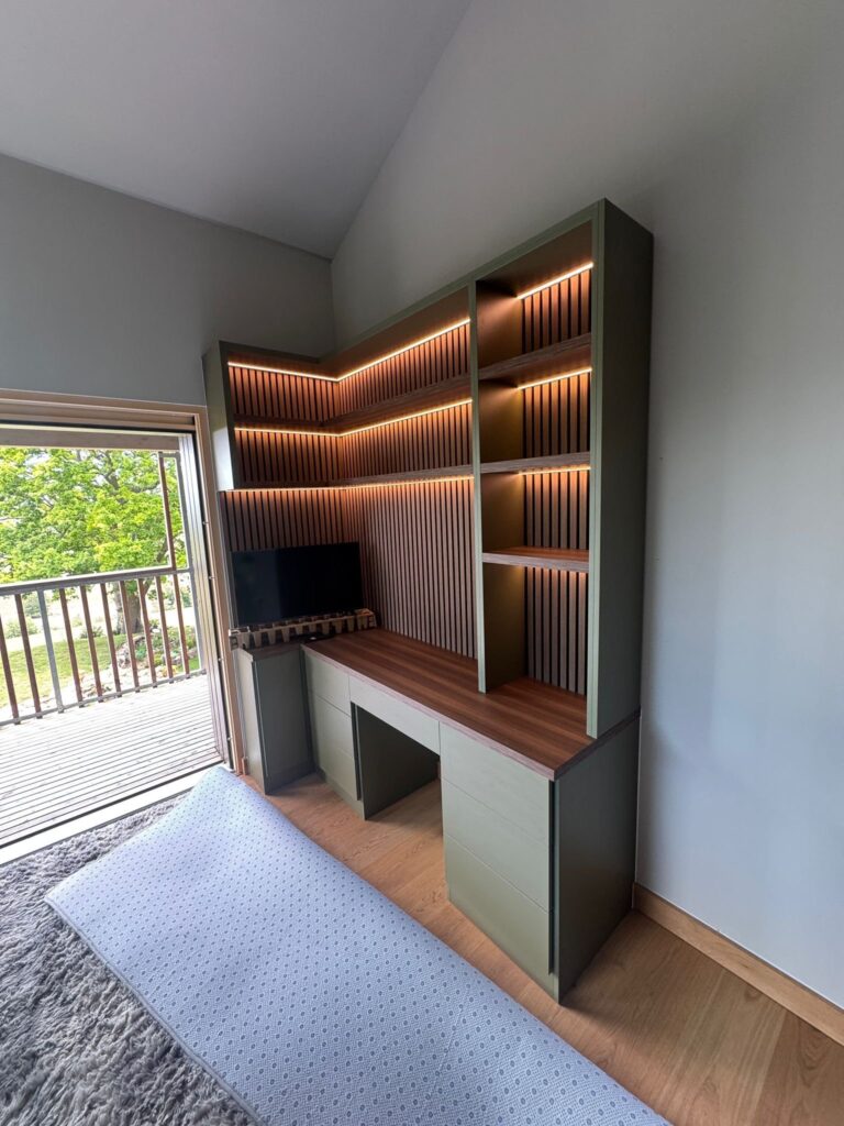 Bespoke TV Cabinet Fulham: Made-to-Measure Media Units for Your Home