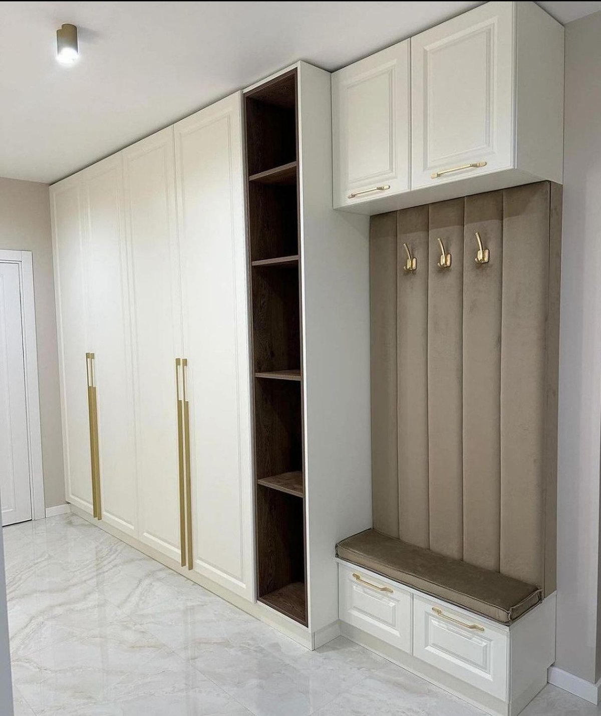 Bespoke Wardrobe Finishes in London: How to Choose the Right Look