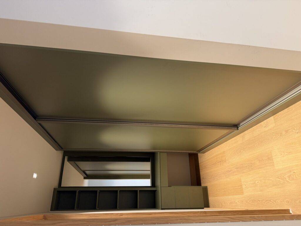 * built-in wardrobes Richmond