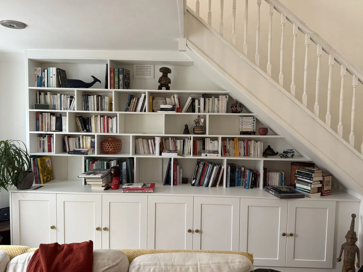 Bespoke Bookcase Builder West London: The 2026 Reference Guide to Custom Libraries