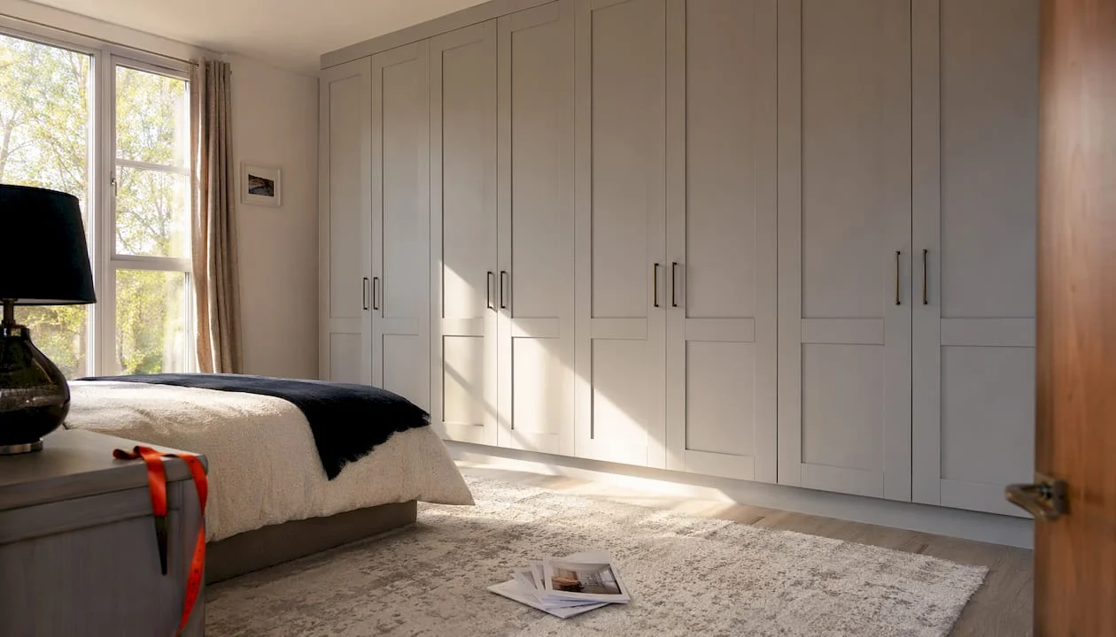 Modern bespoke fitted wardrobe in London home